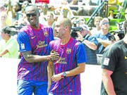 Bóng đá anh, ngoại hạng anh, lịch thi đấu euro 2012, Guardiola ghi bàn, kiến tạo, và... nhận thẻ vàng